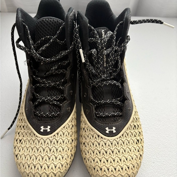 Under Armour Football cleats - Picture 1 of 8